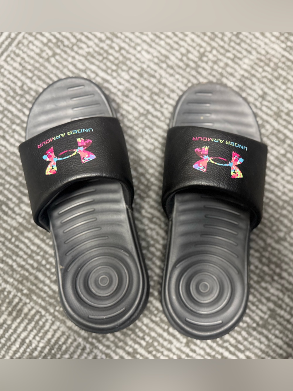 Under Armour Black Kids Slide Sandals with Multicolor Floral Logo